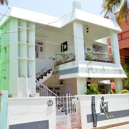 La Maison Blanche Pondicherry Bagian luar foto